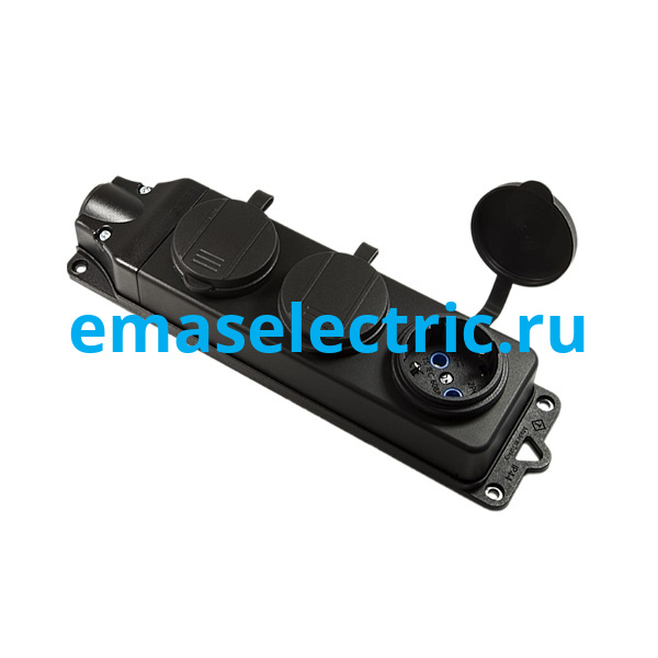 EKS116PG3 Розетка в резиновом корпусе трёхместная 3x (1 x 16A), настенное крепление
